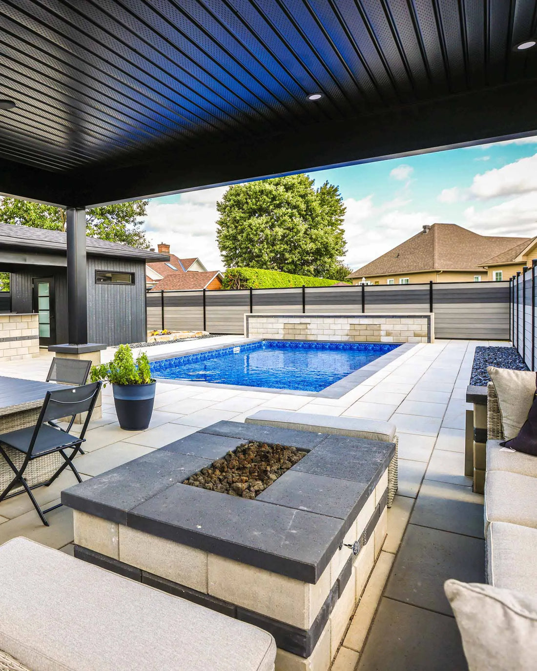 Modern Inground pool with patio and outdoor kitchen | HB Pool